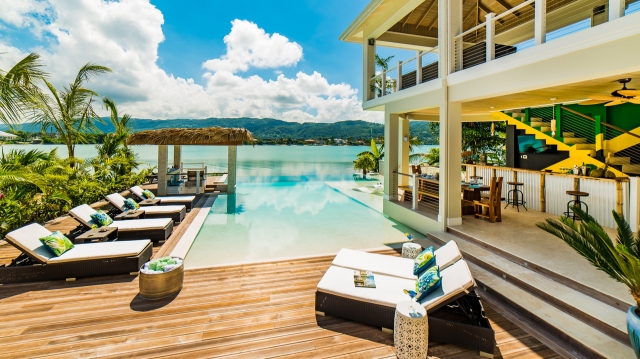 How To Save Money When Booking Travel